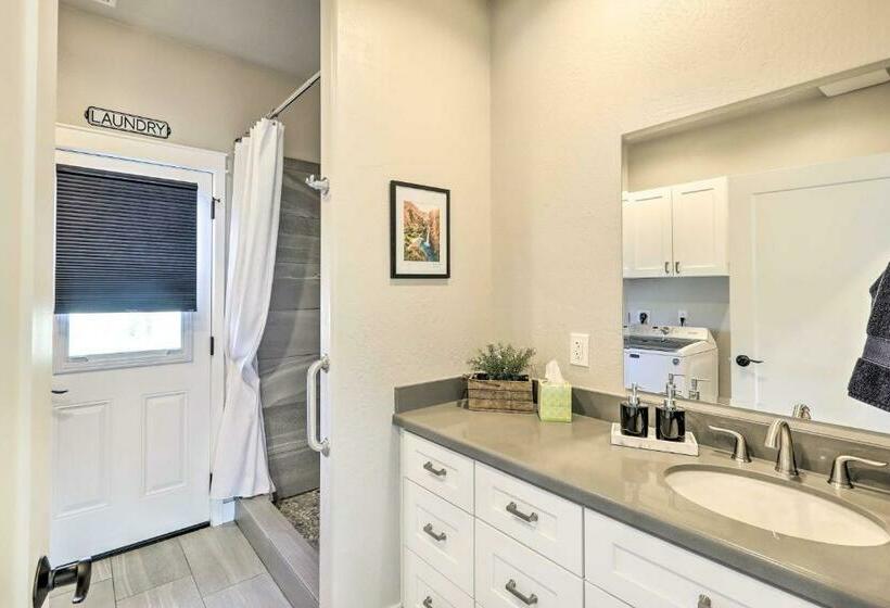 Sunny Flagstaff Home With Natl Forest Access!