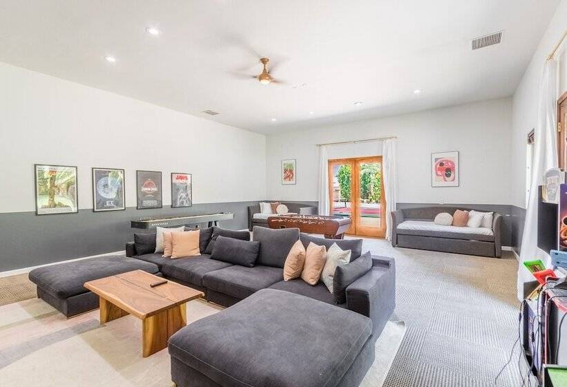 The Date Palm Estate By Avantstay Luxurious Private Retreat!