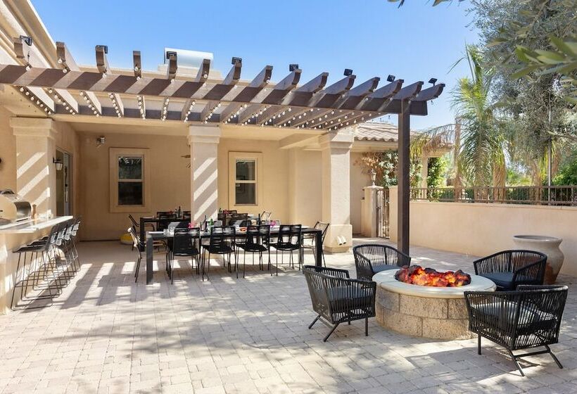 The Date Palm Estate By Avantstay Luxurious Private Retreat!