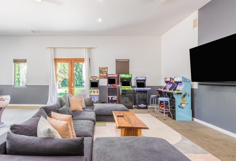 The Date Palm Estate By Avantstay Luxurious Private Retreat!