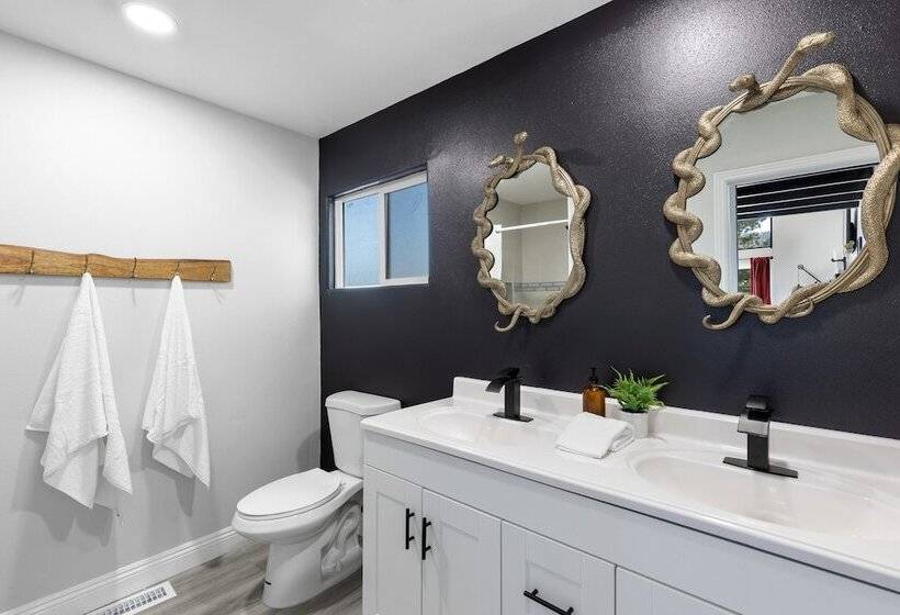 The Matterhorn Manor By Avantstay Harry Potter Inspired A Frame Home W Hot Tub Views