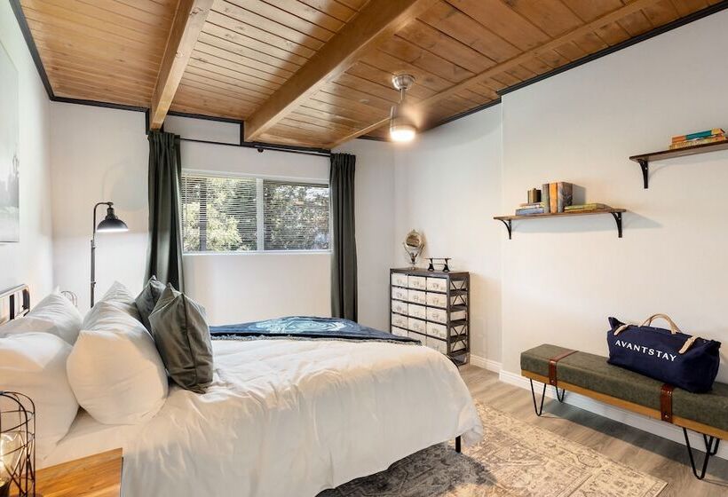 The Matterhorn Manor By Avantstay Harry Potter Inspired A Frame Home W Hot Tub Views