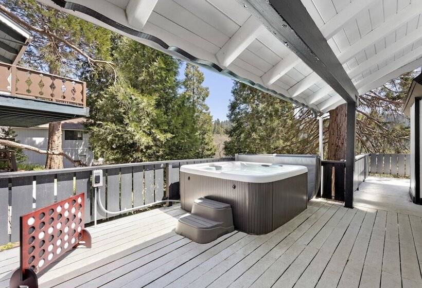 The Matterhorn Manor By Avantstay Harry Potter Inspired A Frame Home W Hot Tub Views