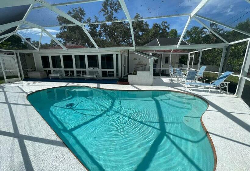 Wave Cave   Beach, Heated Pool, Bbq, Family, Friends, Fun