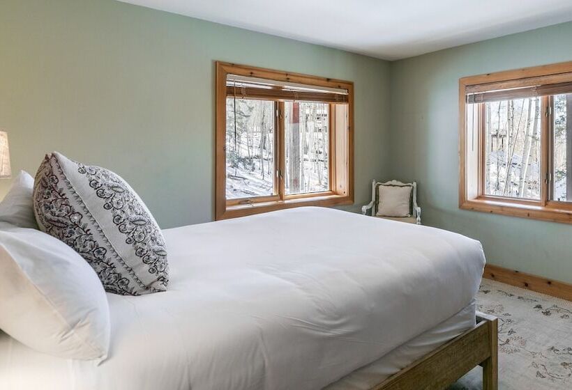 Wapiti Mountain Escape By Avantstay Commanding Views Incredible Home W Hot Tub