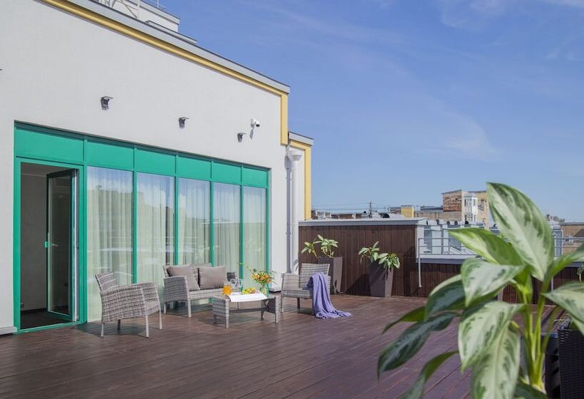 Welton Club Hotel & Apartments