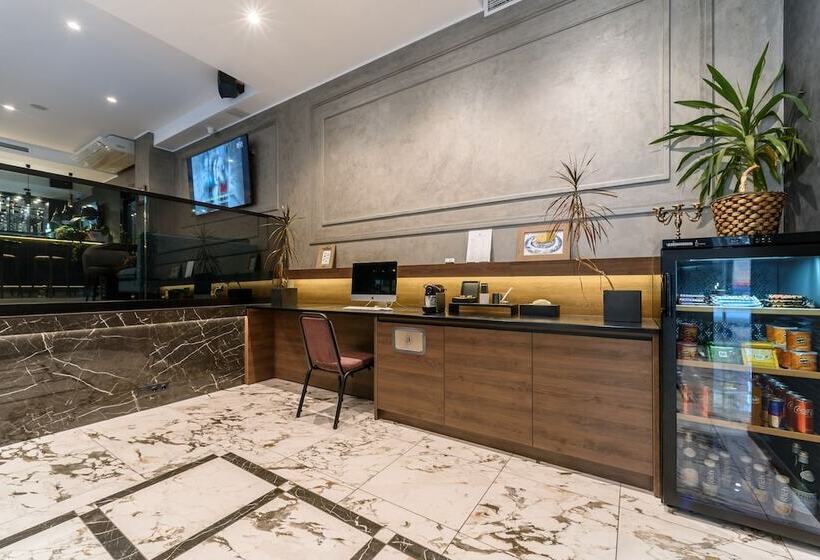 Welton Club Hotel & Apartments