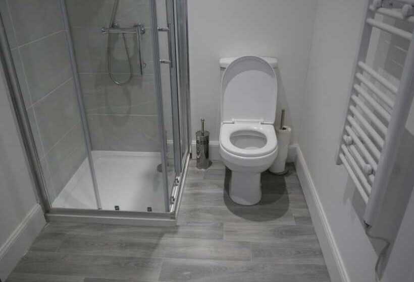 فندق صغير Caledonian Rooms