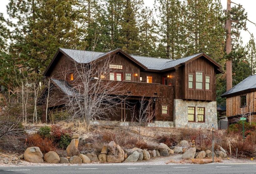 Atkinson By Avantstay Lake Front Home W Stunning Views In Tahoe Vista
