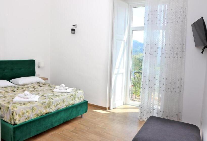 住宿加早餐  Antares Rooms