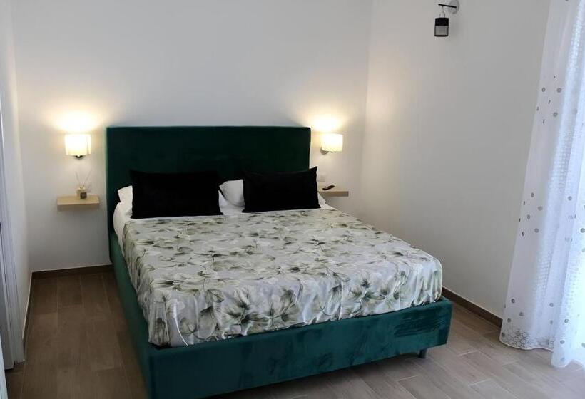 住宿加早餐  Antares Rooms