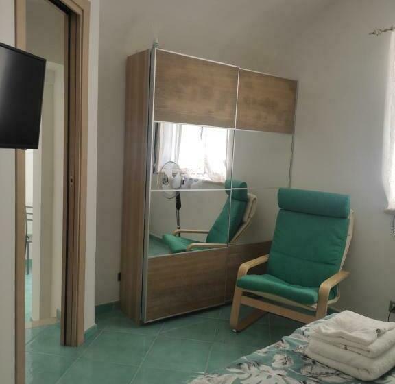 Bed and Breakfast L Agapanto Viola