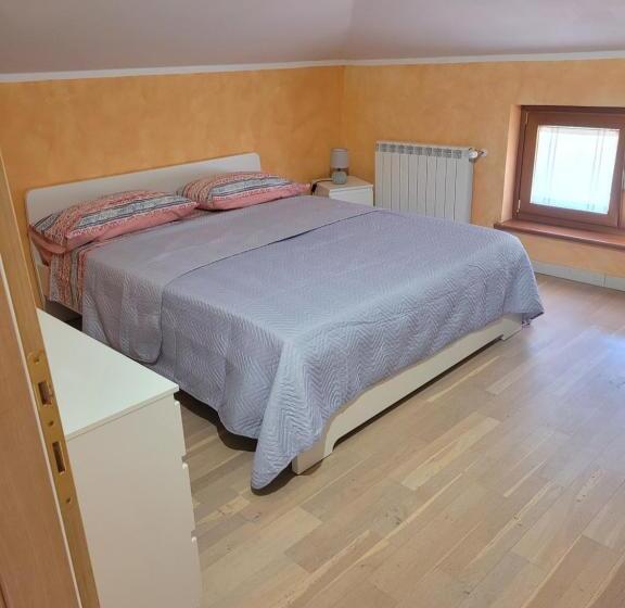 مبيت وإفطار Piccola California