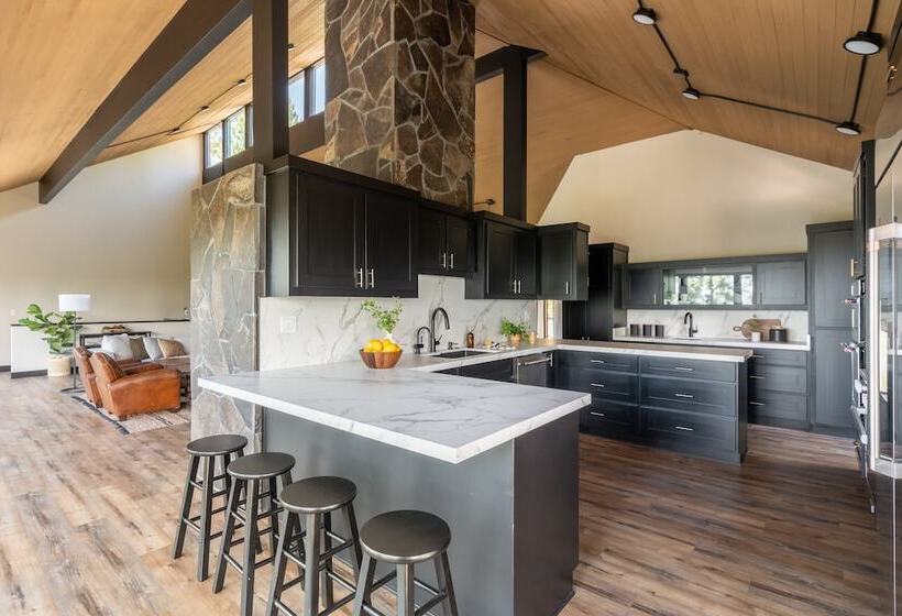 Big Sky By Avantstay Beautiful Mountain Home W Great Views