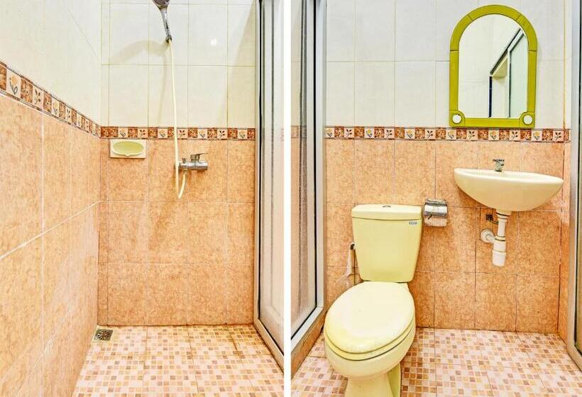 Collection O 91489 Hotel Tanjung Permata