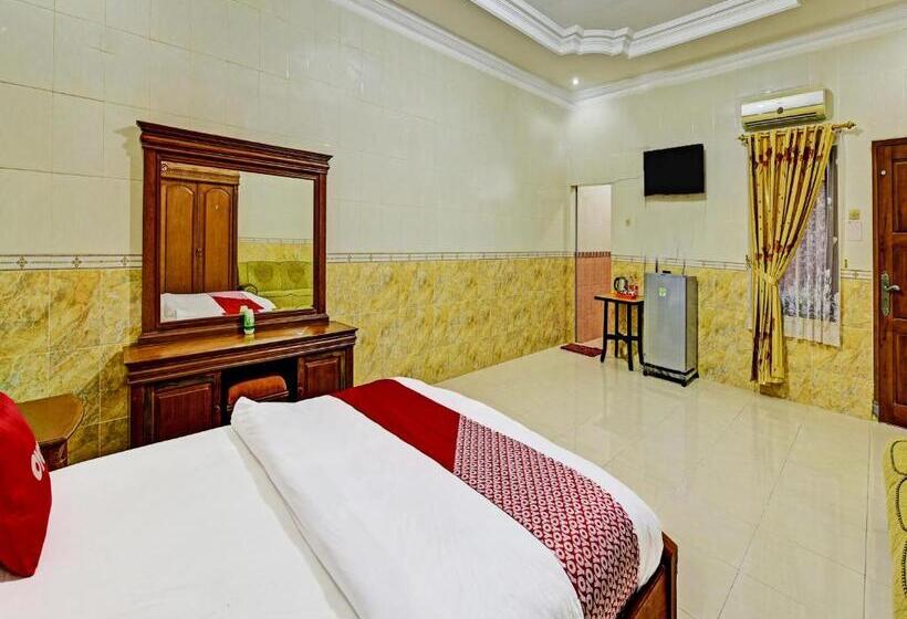 Collection O 91489 Hotel Tanjung Permata