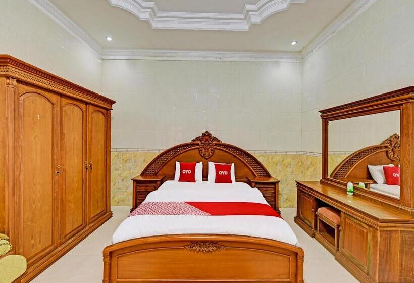 Collection O 91489 Hotel Tanjung Permata