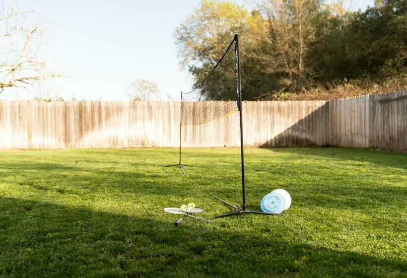 Coppola By Avantstay Explore The Wineries Near This Gorgeous Healdsburg Home W Bar Large Yard