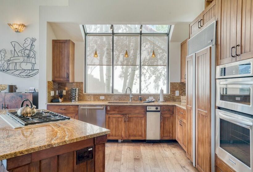 Crystal Chalet 12 By Avantstay Close To Town W Views Of San Sofia Ridge