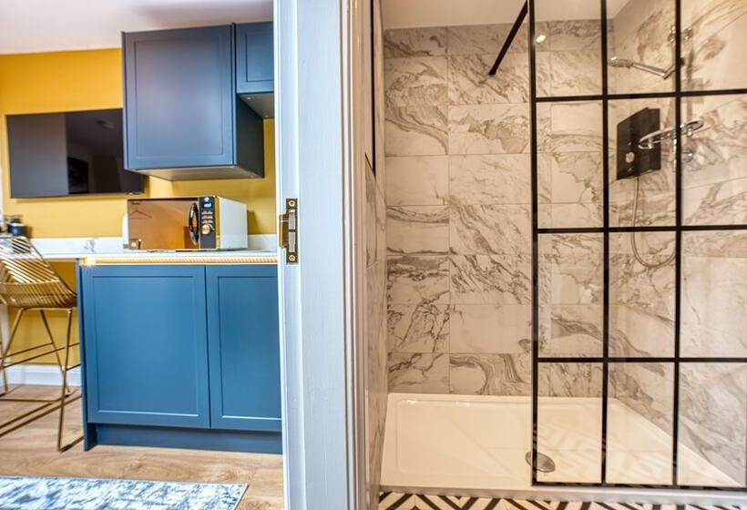 Haworth Heights   An Amazing Aparthotel!