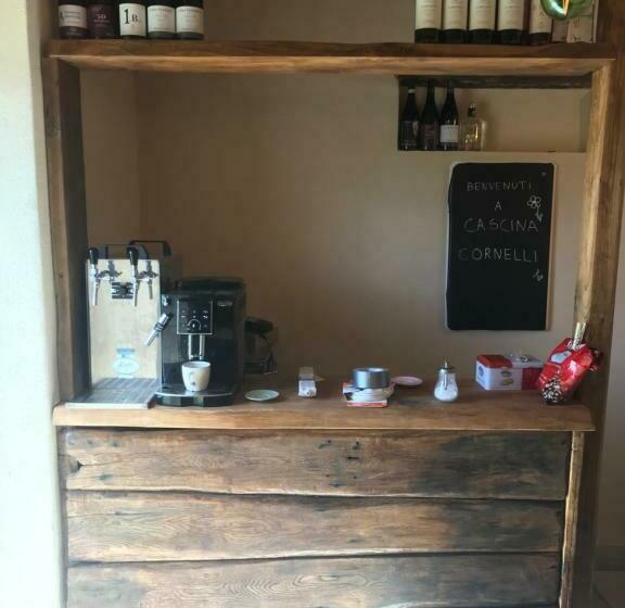 בית מלון כפרי Agriturismo Cascina Cornelli