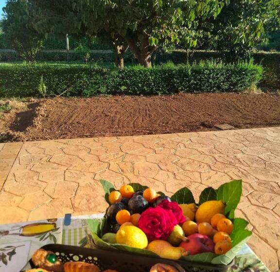 호텔 Agriturismo I Doni Del Mandorlo