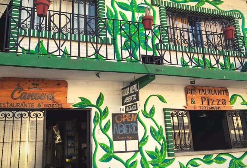 בית מלון כפרי Canova Hostel & Pizza