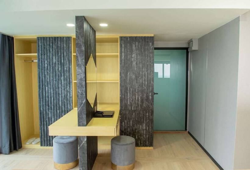 Swarn By Hawks Hotels