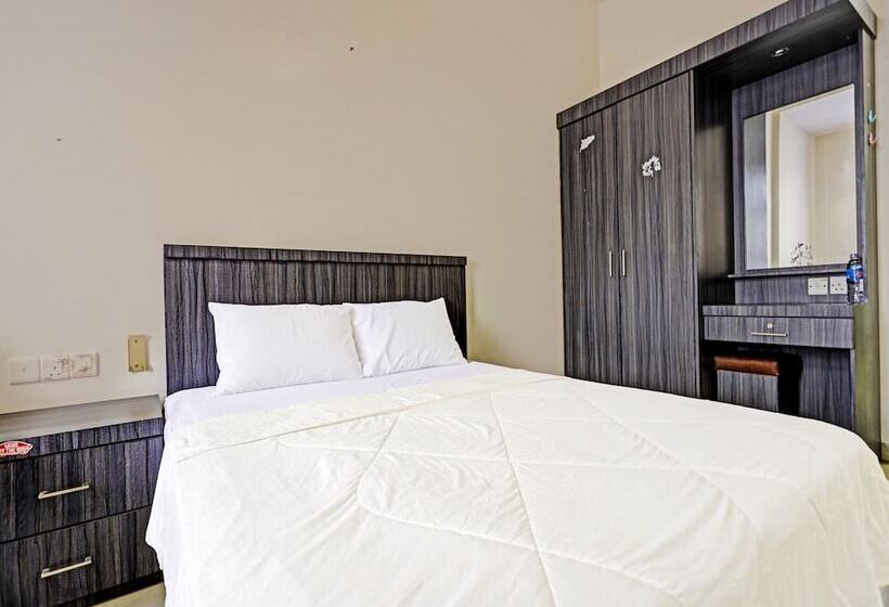 Отель Collection O 91484 Lai Lai Apartment