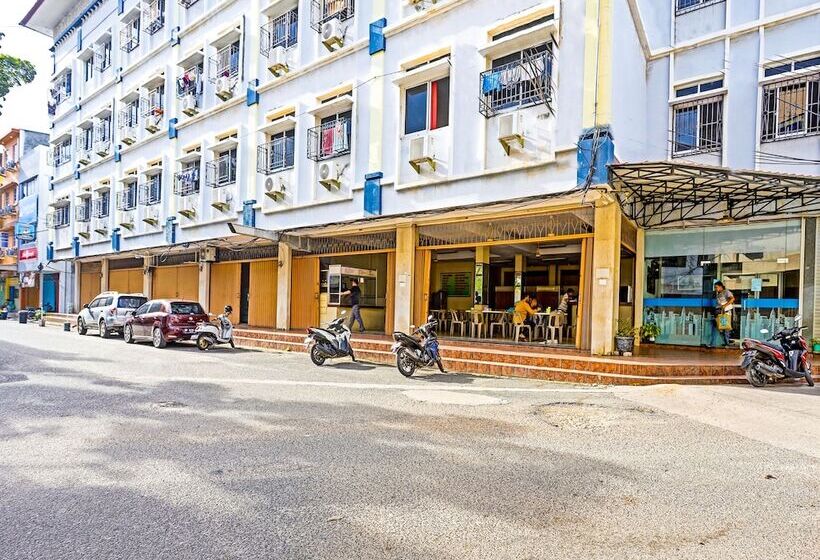 Отель Collection O 91484 Lai Lai Apartment