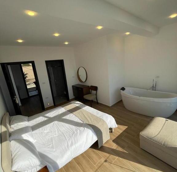 هتل Follow Sea Villa