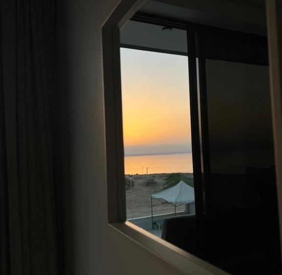 هتل Follow Sea Villa