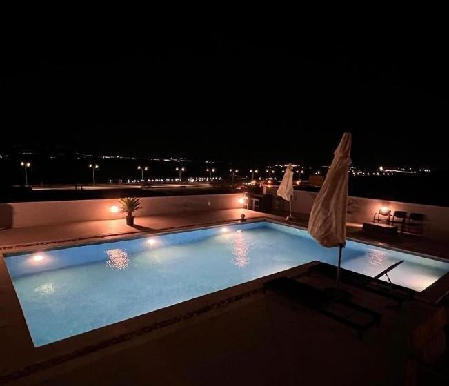 هتل Follow Sea Villa