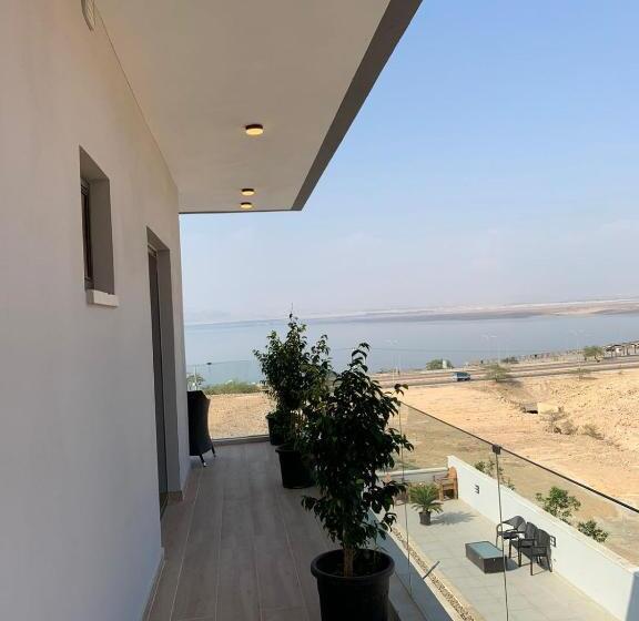 هتل Follow Sea Villa