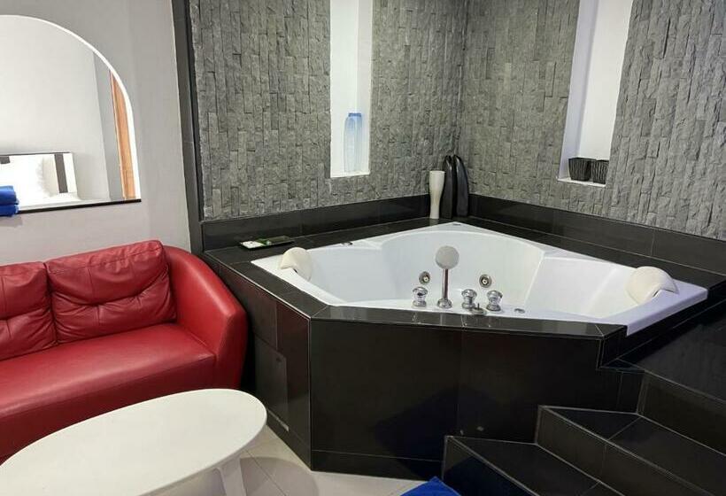 호텔 Galaxy Suites