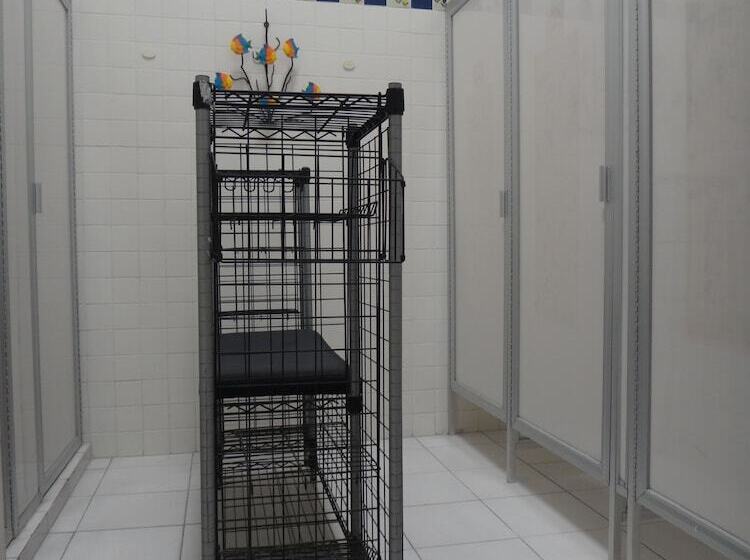 Отель Hostal De Maria   Hostel