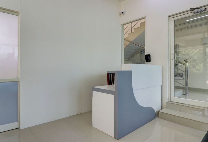 Itsy Hotels Ushodaya Royal Residency