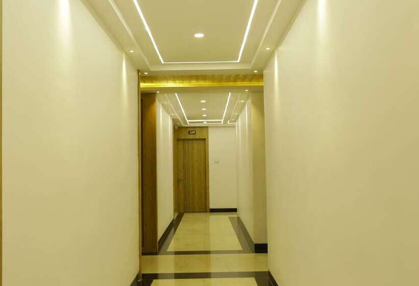 فندق Krishna Pride