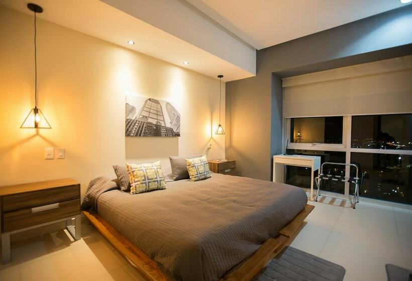 فندق Oceanfront 19th  Icon Puerto Vallarta