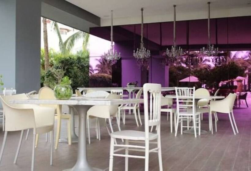 فندق Oceanfront 19th  Icon Puerto Vallarta