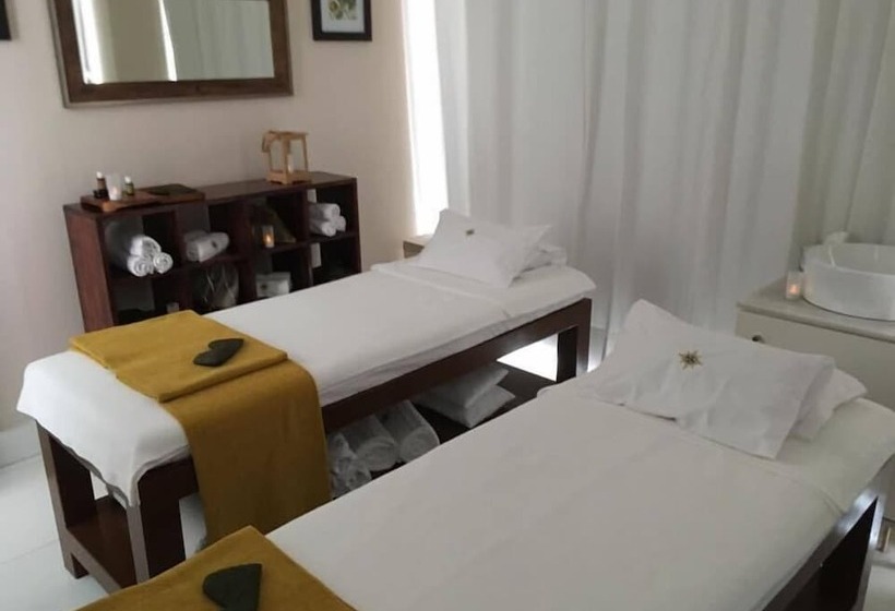 فندق Oceanfront 19th  Icon Puerto Vallarta