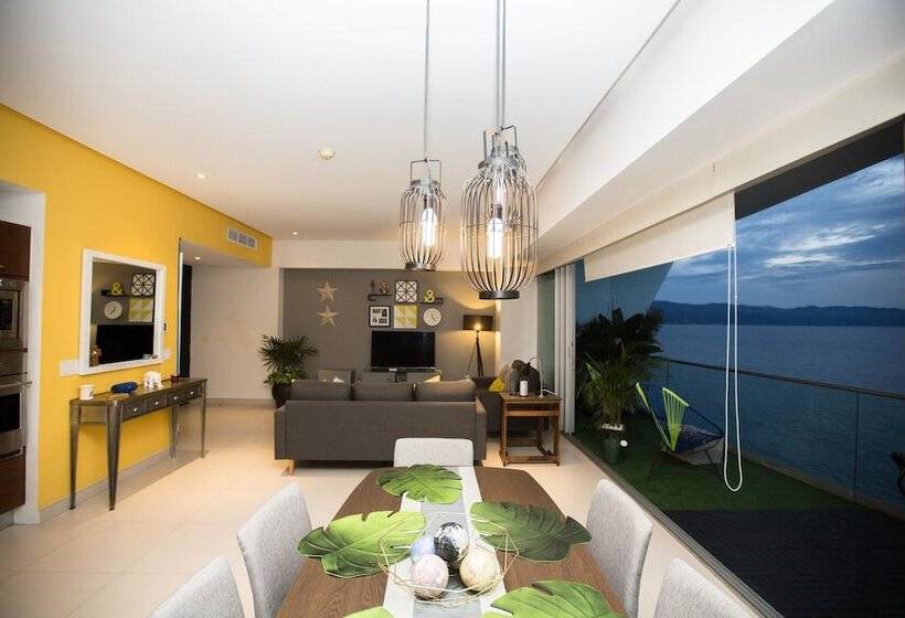 فندق Oceanfront 19th  Icon Puerto Vallarta