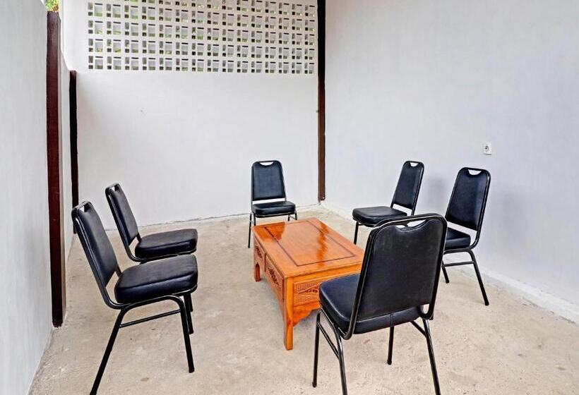 호텔 Oyo 91497 Waskita Residence Syariah