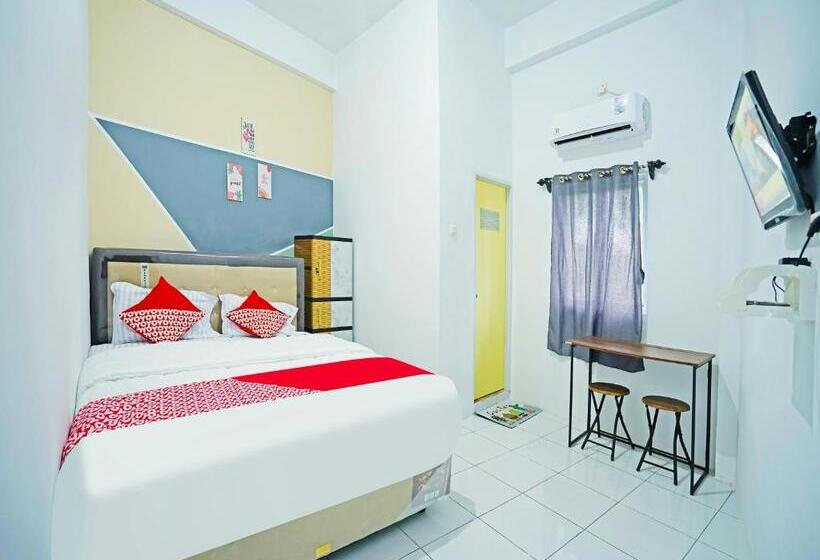 Отель Oyo 91559 Kost Bangau Syariah