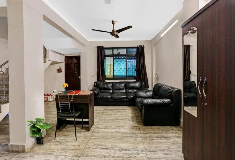 בית מלון כפרי Oyo 92197 Vista Corporate Services