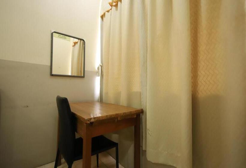 ホテル Oyo Homes 90575 Ck Bahau Homestay