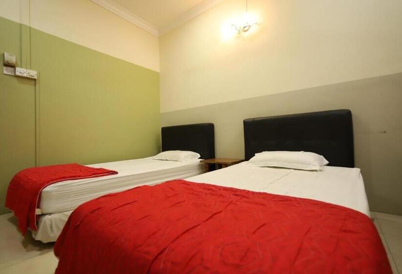 ホテル Oyo Homes 90575 Ck Bahau Homestay