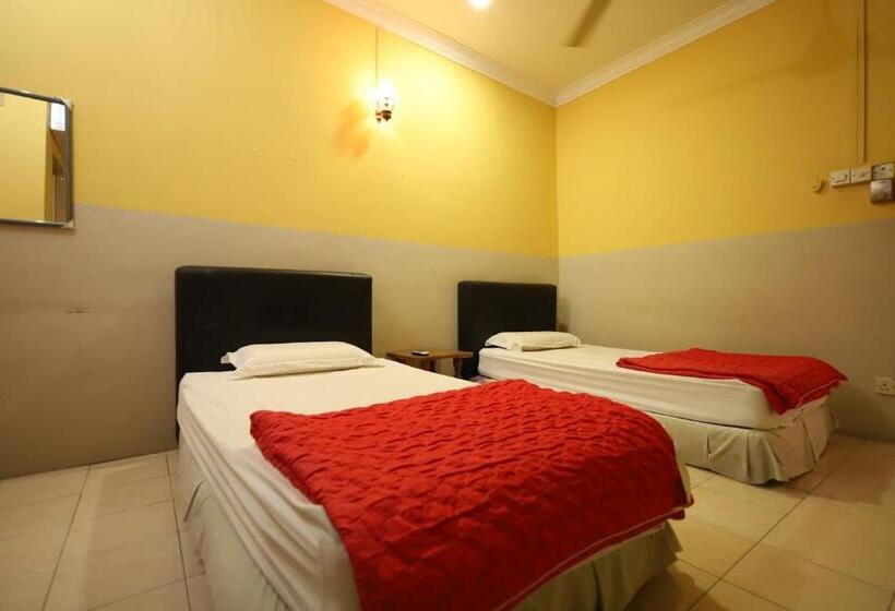 ホテル Oyo Homes 90575 Ck Bahau Homestay