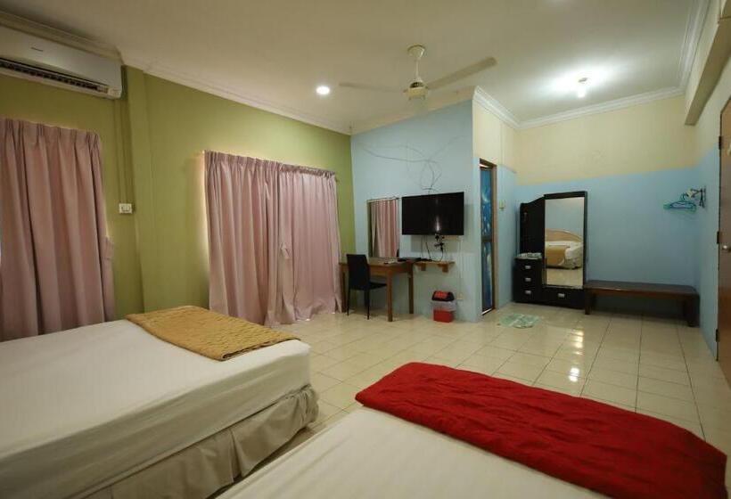 ホテル Oyo Homes 90575 Ck Bahau Homestay