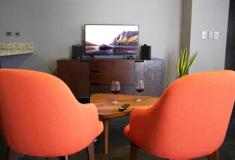 ホテル Sole Suites